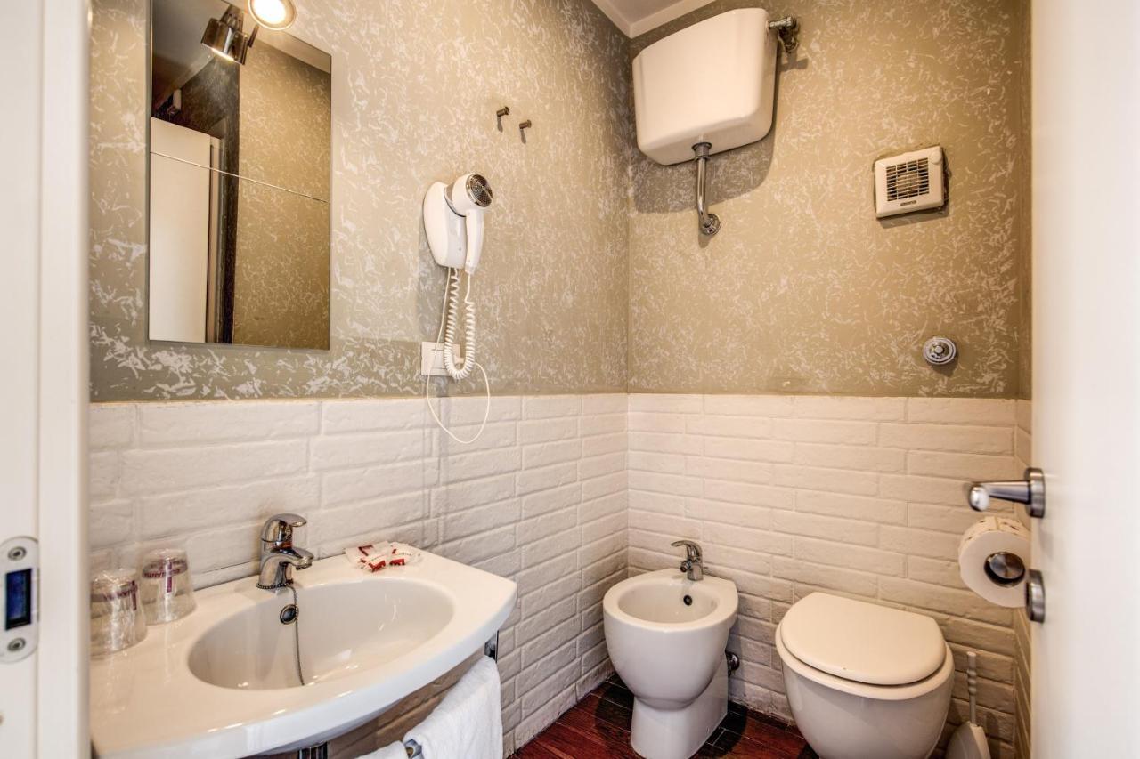 Bed and breakfast Roma Da Noi Extérieur photo